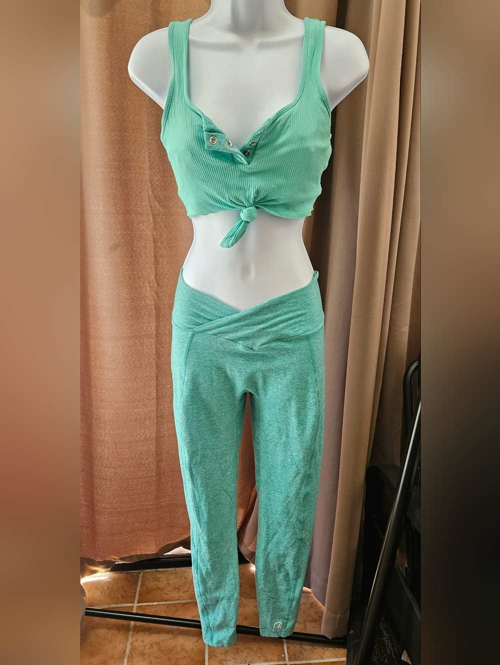 Bombshell Sportswear Ribbed Mint Set • Tie‑Front Crop + Leggings • Mint Green